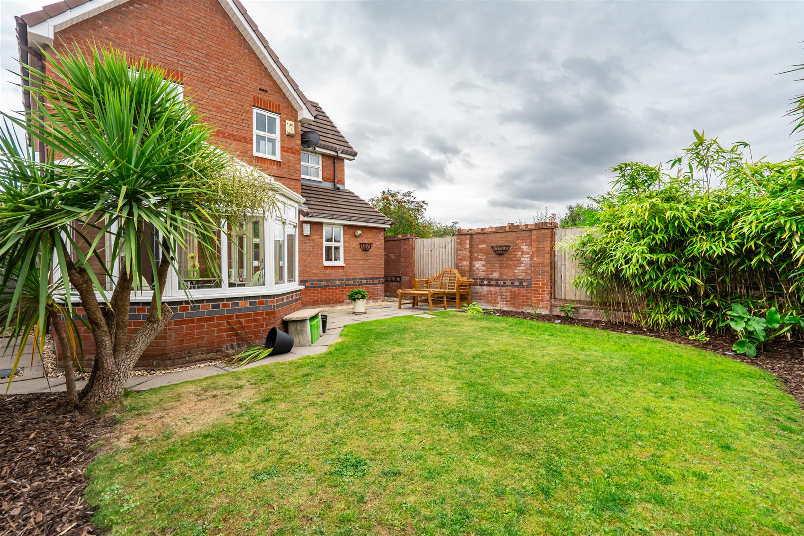 3 bed property in Mile Stone Meadow, Chorley